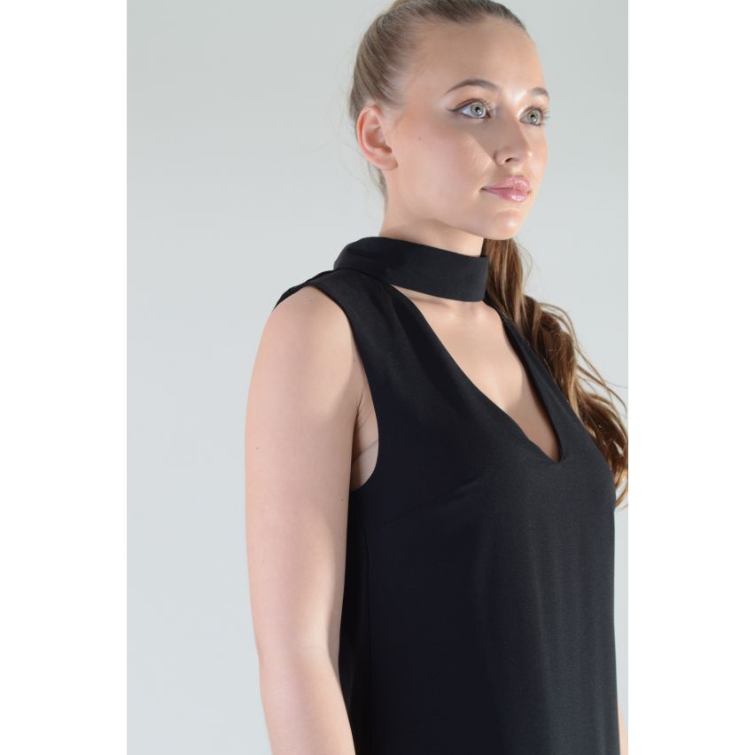 Lovemystyle schwarz Sprung Kleid mit Halsband-Detail