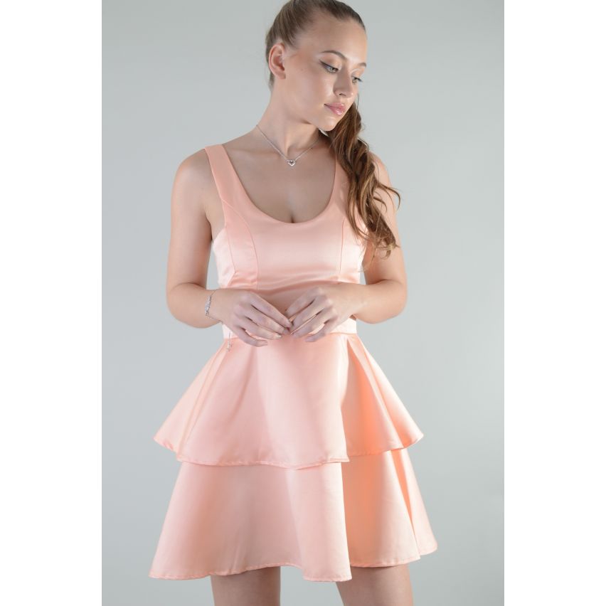 LMS-Pfirsich rückenfrei Satin Skater-Kleid mit doppelter Rüsche Rock