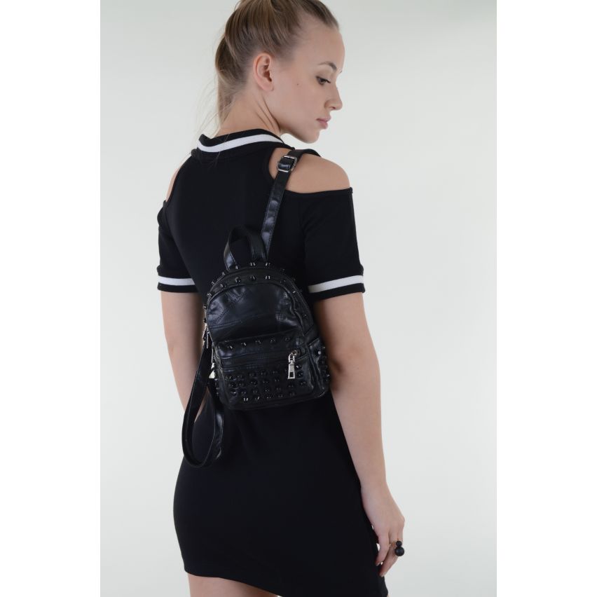 Lovemystyle liten svart ryggsäck med Stud detalj
