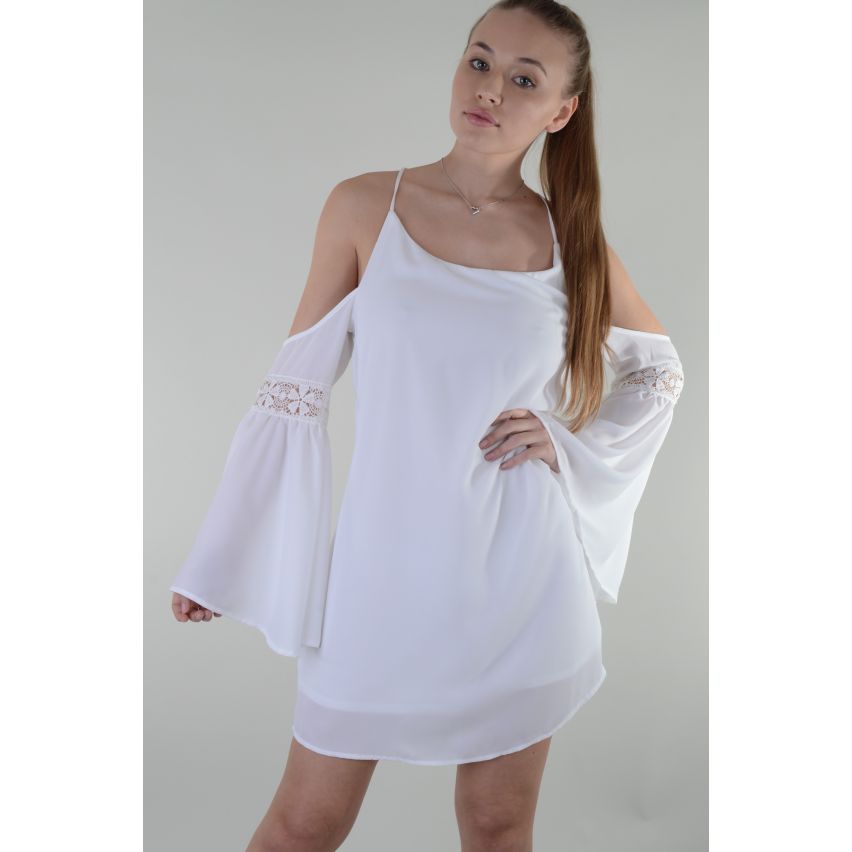 Lovemystyle kalte Schulter weißes Kleid mit Unterlage
