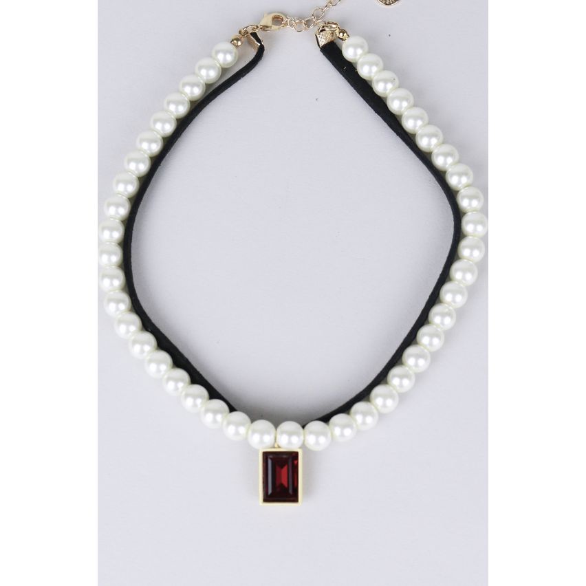 Pearl en leder dubbele riem Choker met rode stenen hanger