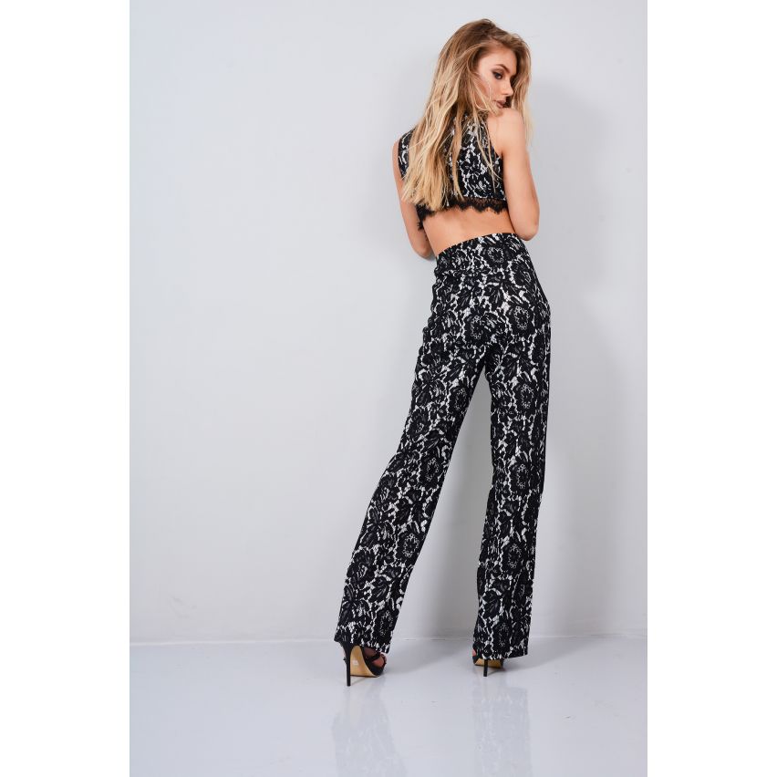 Lovemystyle Black Lace Jumpsuit met uitgesneden rug Detail