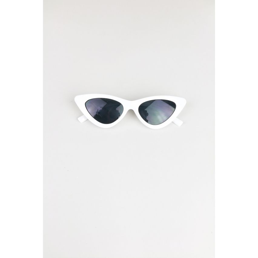 Lovemystyle Retro White Sunglasses With Cat Eye Design