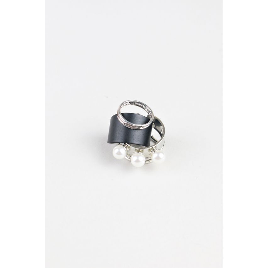 Lovemystyle Multi Pack Of Black, Silver And Pearl Design Rings