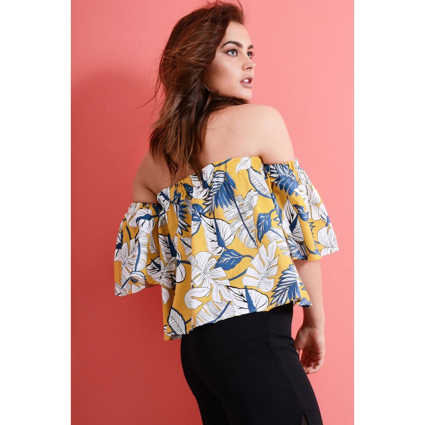 LMS uit de schouder franje Crop Top In gele tropische Print