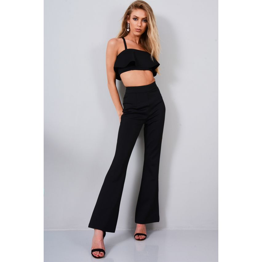 Lovemystyle Co-Ord mit Rüsche Crop Top und Bootleg Hose