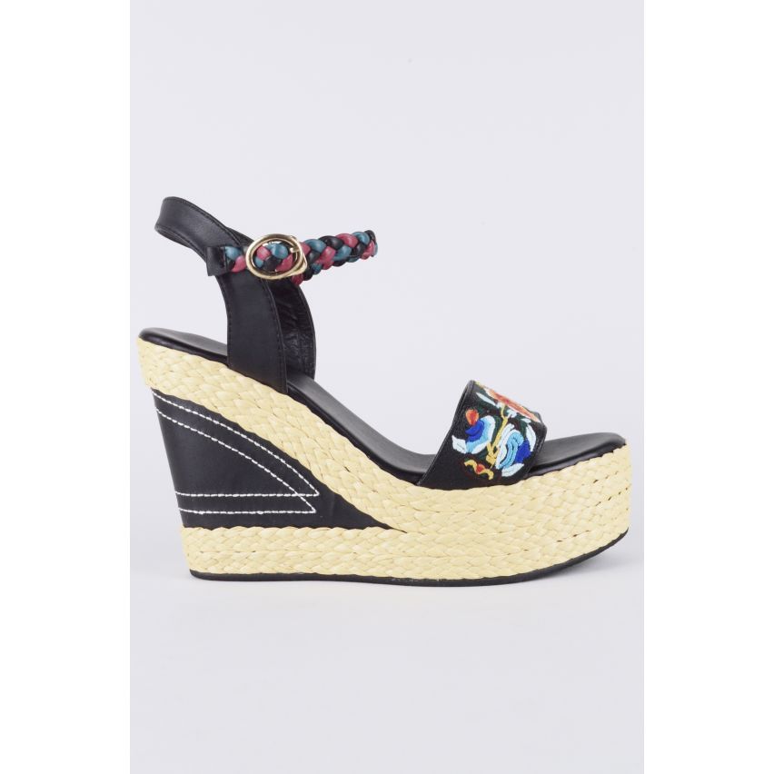 LMS gewebte Heel Wedges In schwarz mit floraler Stickerei