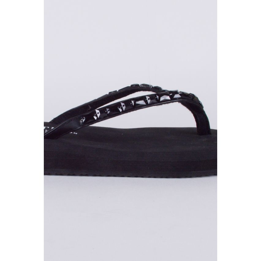 Lovemystyle schwarze Sohle Flip Flop Sandalen mit schwarzen Perlen