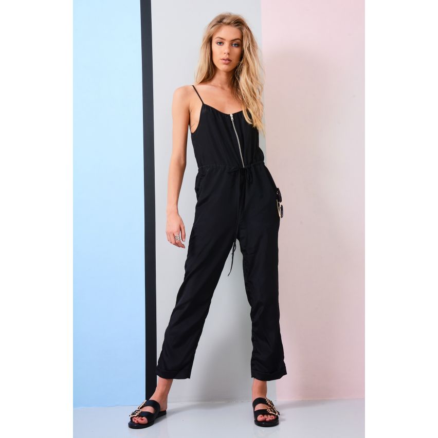 Lovemystyle schwarze Jumpsuit mit Gold Zip-Details