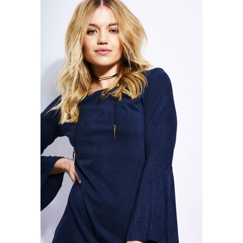 Lovemystyle Navy Suede Kleid mit langen Ärmeln abgefackelt