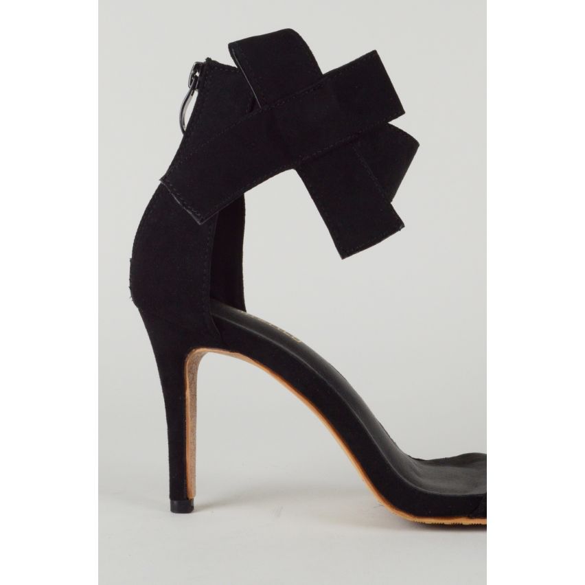 Lovemystyle Black Ribbon Heel Sandalen