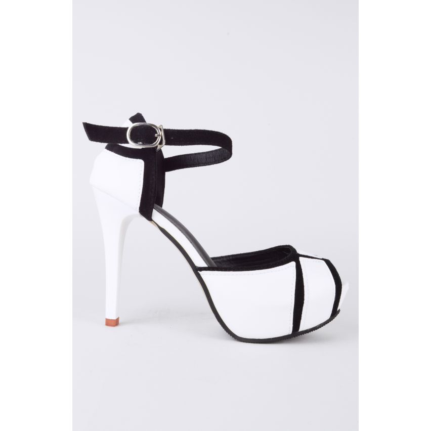 Lovemystyle Monochrom Peep-Toe Plateau Heels