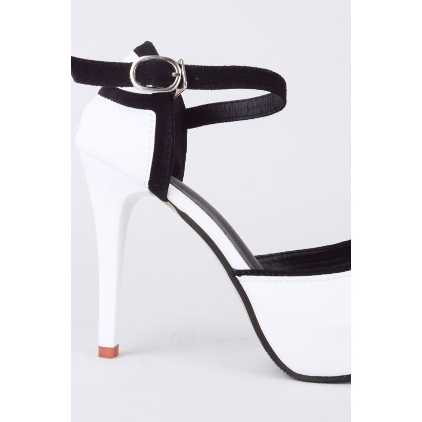 Lovemystyle Monochrom Peep-Toe Plateau Heels