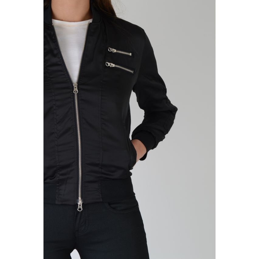 Blouson Lovemystyle noir avec multiples zip argent