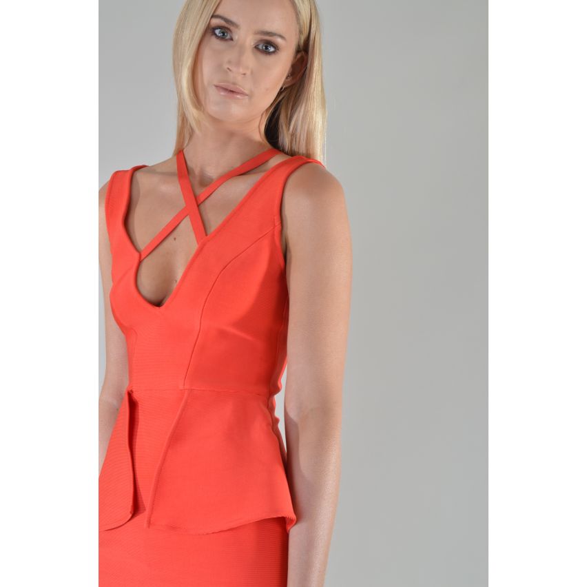 Robe Bandage Lovemystyle Peplum en rouge