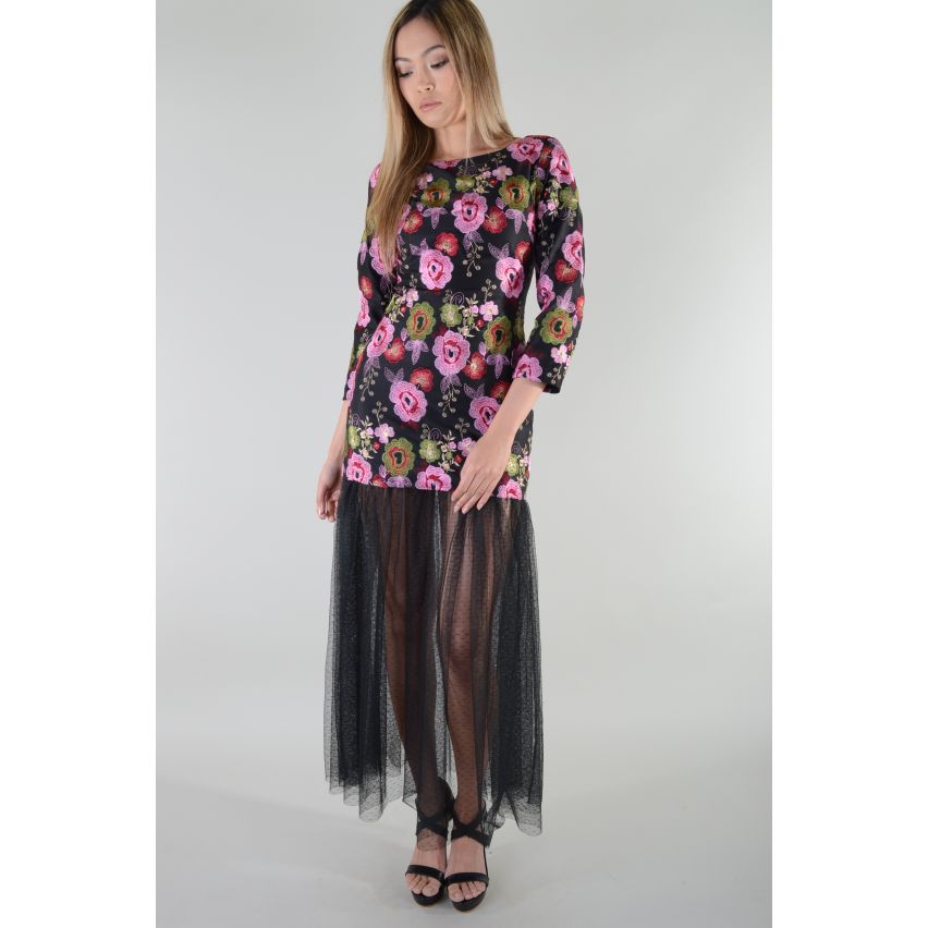 Lovemystyle Floral bordado vestido negro con falda de red