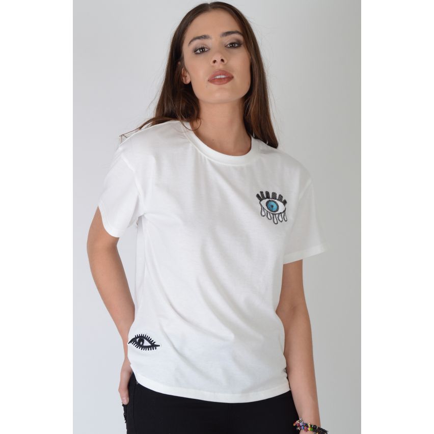 Camiseta Lovemystyle blanca con adorno de lentejuelas globo ocular - muestra