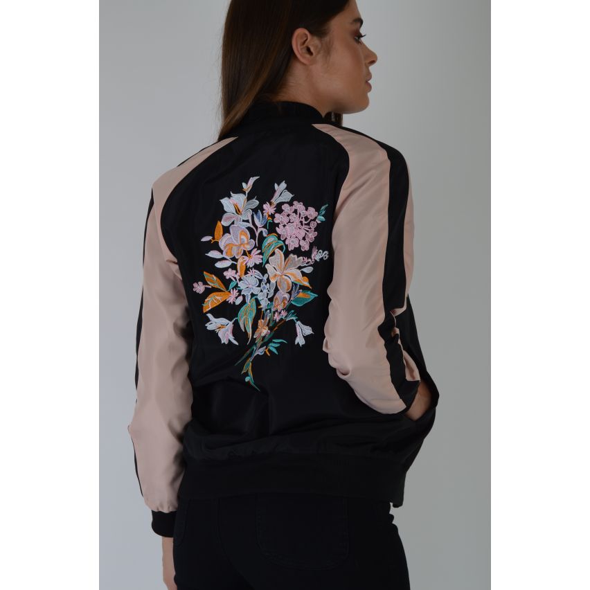 LMS chaqueta negro con rosado y bordado de flores