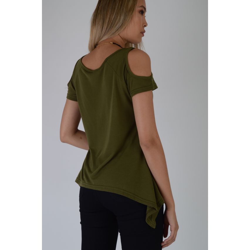 Lovemystyle kalte Schulter entspannt T-Shirt mit Dip Saum In Khaki