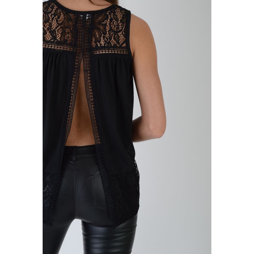 Lovemystyle High Neck schwarzen Spitzentop mit Rückenausschnitt
