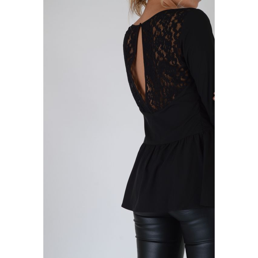 Lovemystyle Langarm Shirt aus Spitze mit Chiffon Schößchen In schwarz