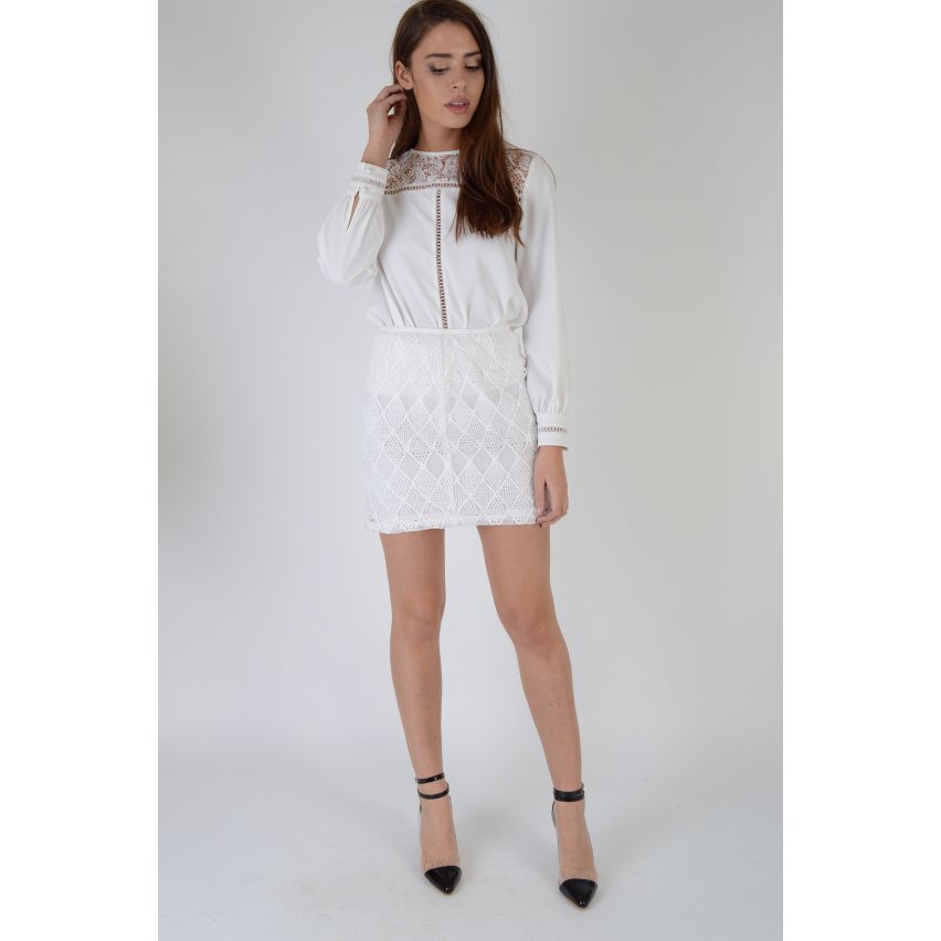 Lovemystyle Crotchet Lace Mini Skirt In White - SAMPLE