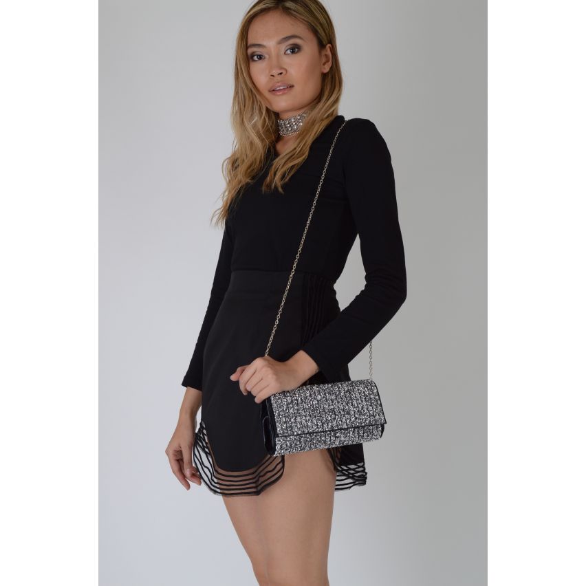 Lovemystyle negro brillo lateral bolsa con correa metálica plata