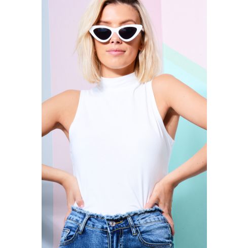 Lovemystyle Basic Turtle Neck Crop Top In White