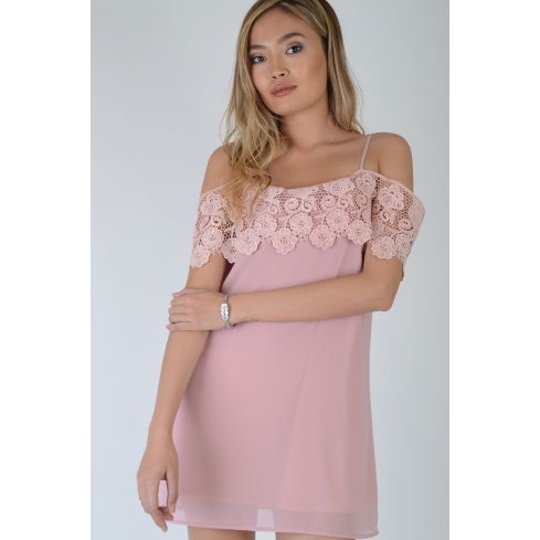 LMS rosa Kittel Kleid mit Spitze ab Schulter Rüschen