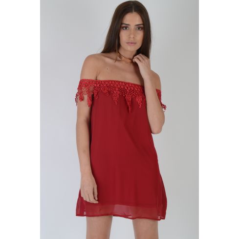 Lovemystyle de l’épaule robe courte en mousseline de soie rouge avec dentelle